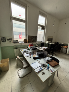 Blick in den Büroraum im EG