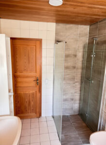 Badezimmer 2