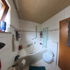 Badezimmer EG